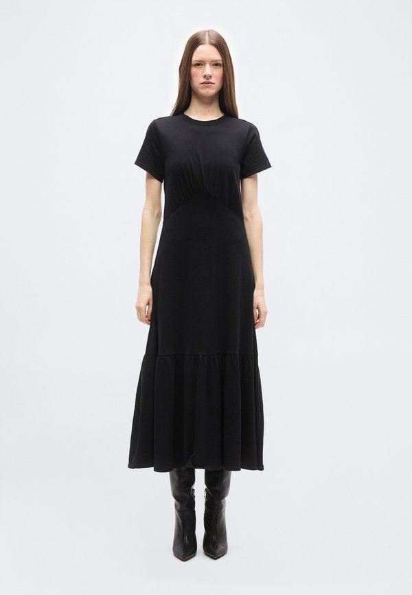 DKNY RUCHED BODICE SHORT SLEEVE TIER LONG DRESS