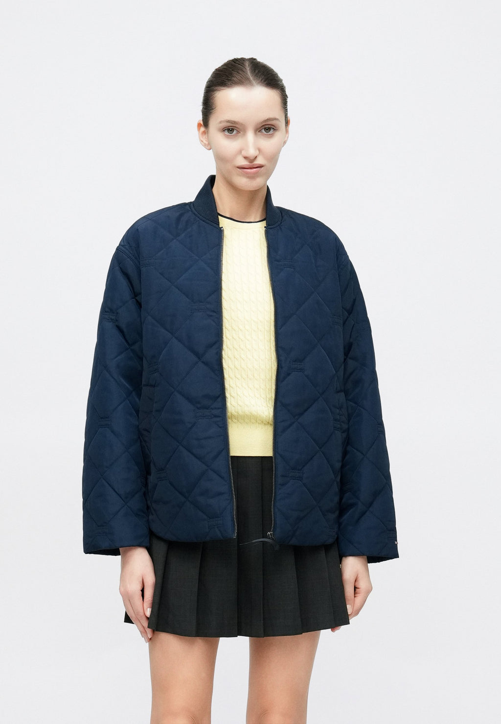 PADDED QUILTED Media 3