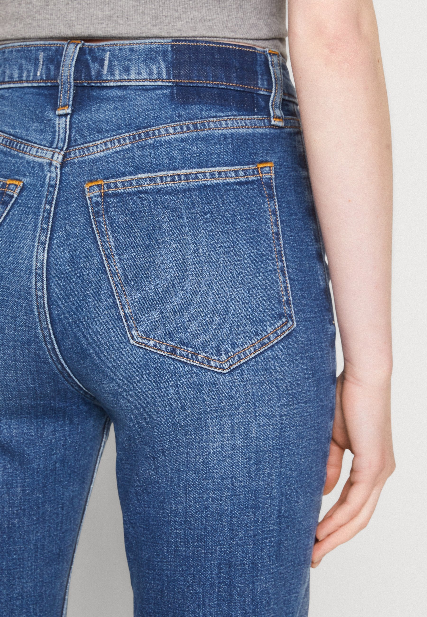 Abercrombie & Fitch ANKLE STRAIGHT