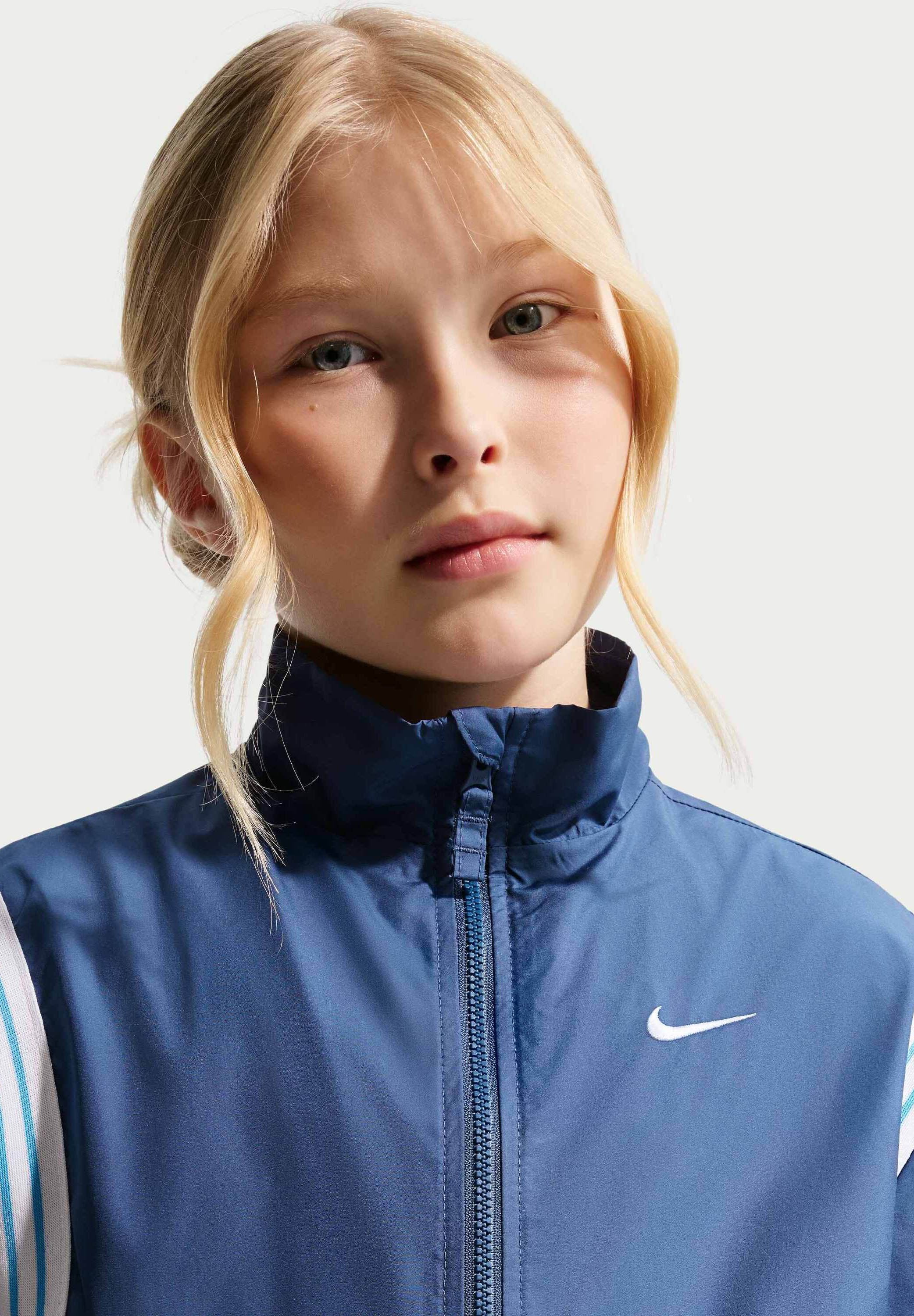 Nike Performance CROSSOVER