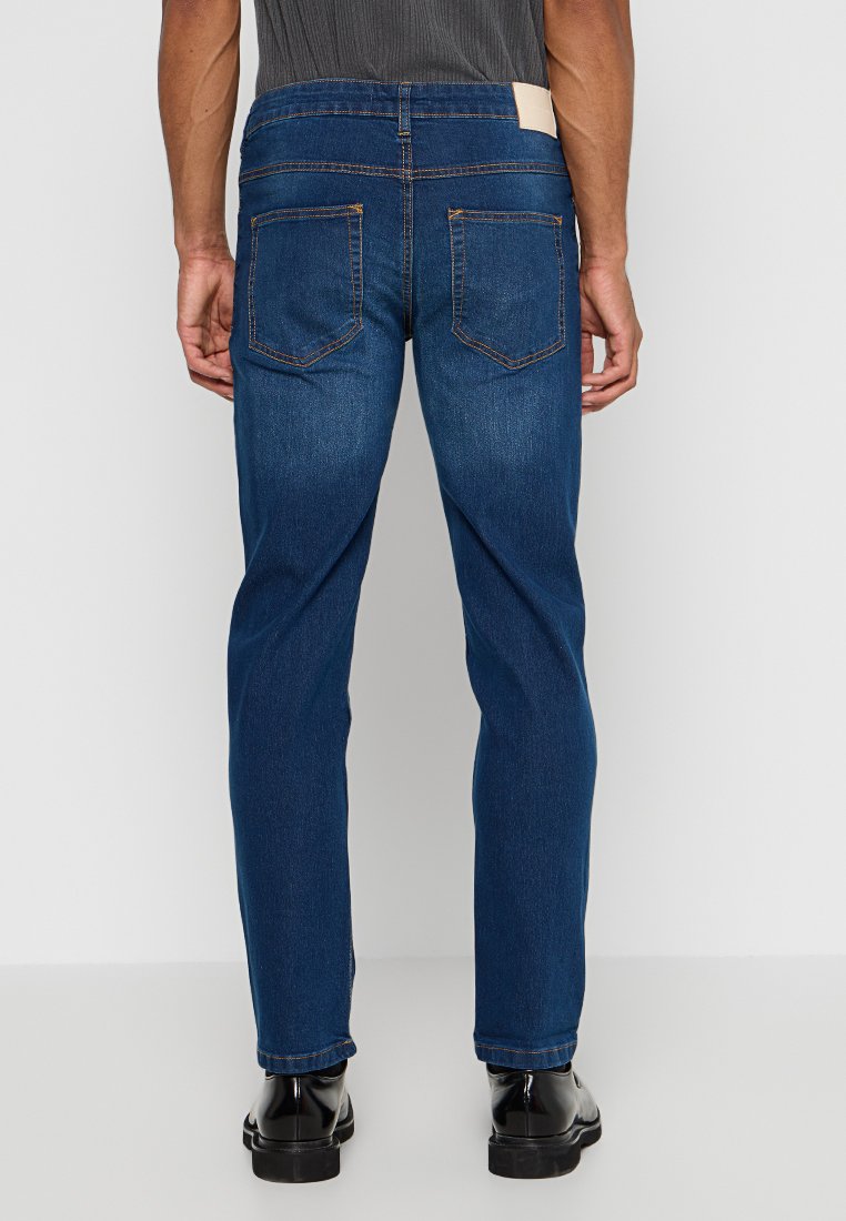Lindbergh Jeans Tapered Fit Media 3