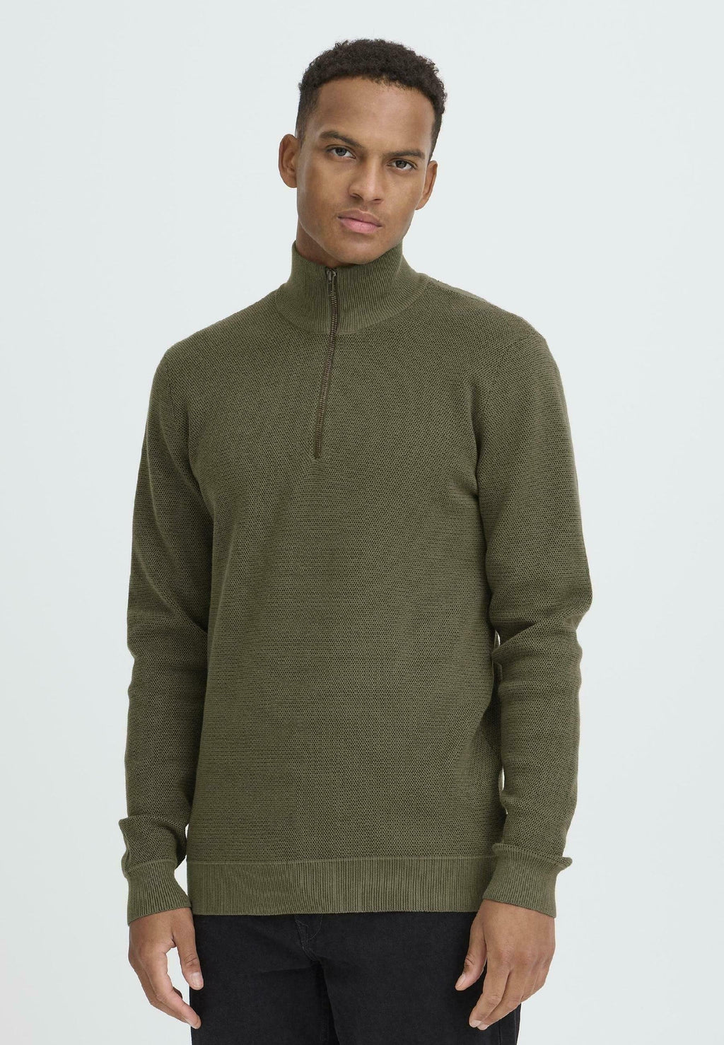 BHBAAL FINE KNIT TROYER Media 3