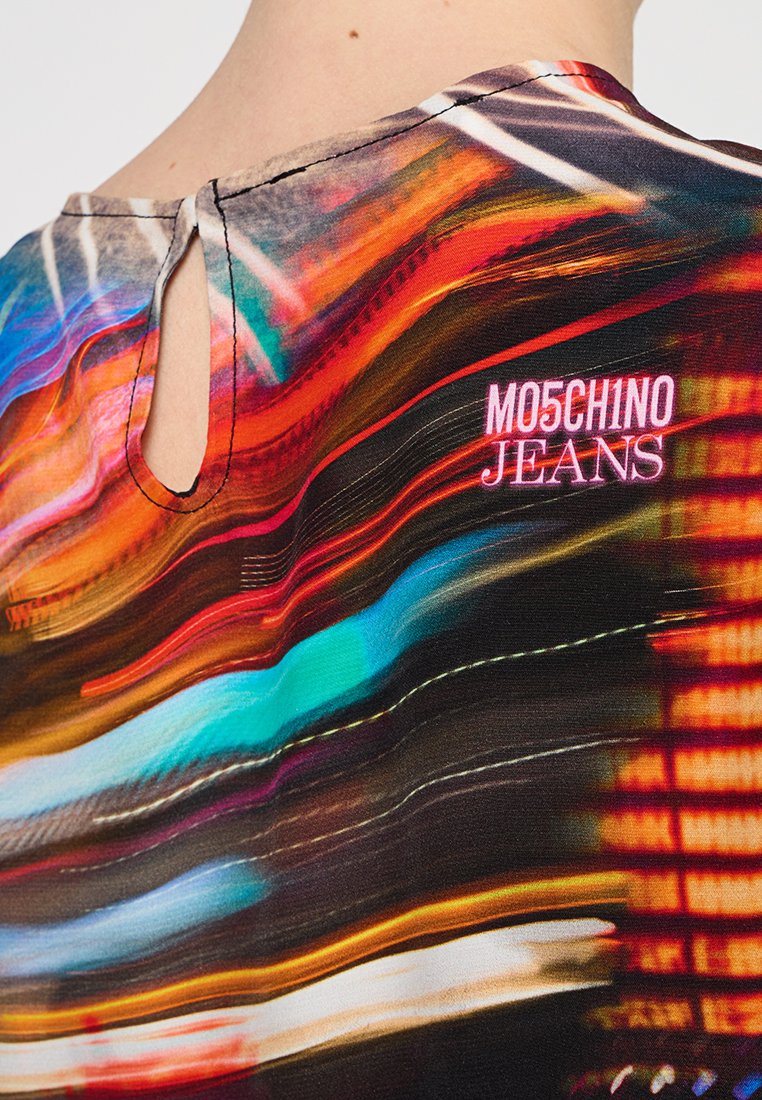 MOSCHINO JEANS