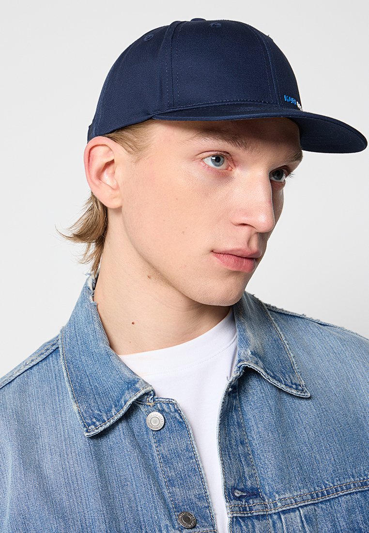 KARL LAGERFELD Cap Media 2