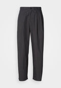 Calvin Klein PLEATED