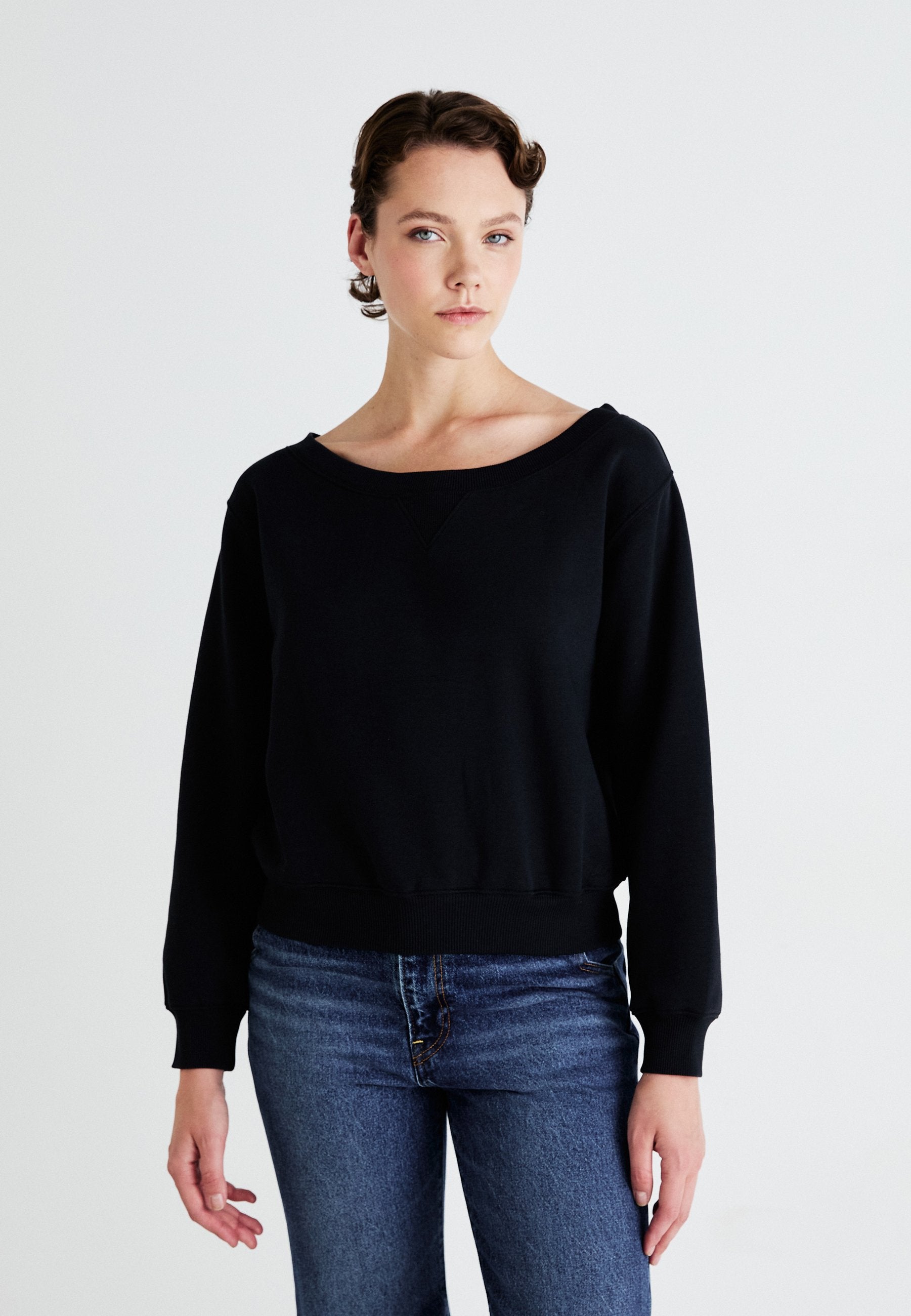Lee OFF SHOULDER