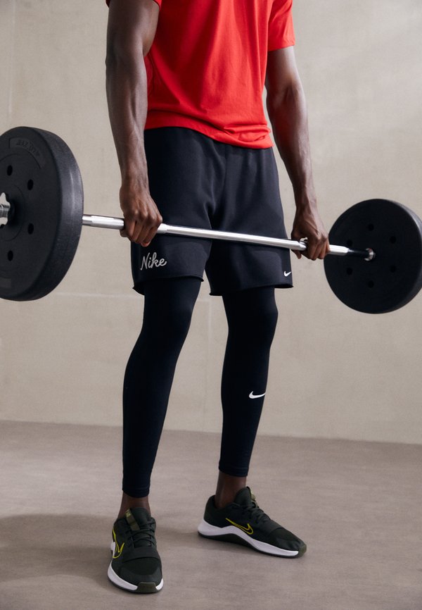 Nike Performance WARM - Base layer - black/(white)