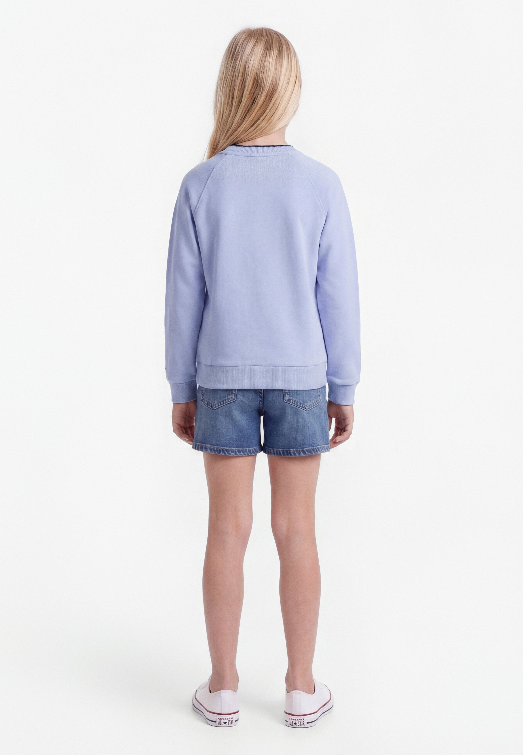 HEART LOGO EMBROIDERY SWEATSHIRT Media 3