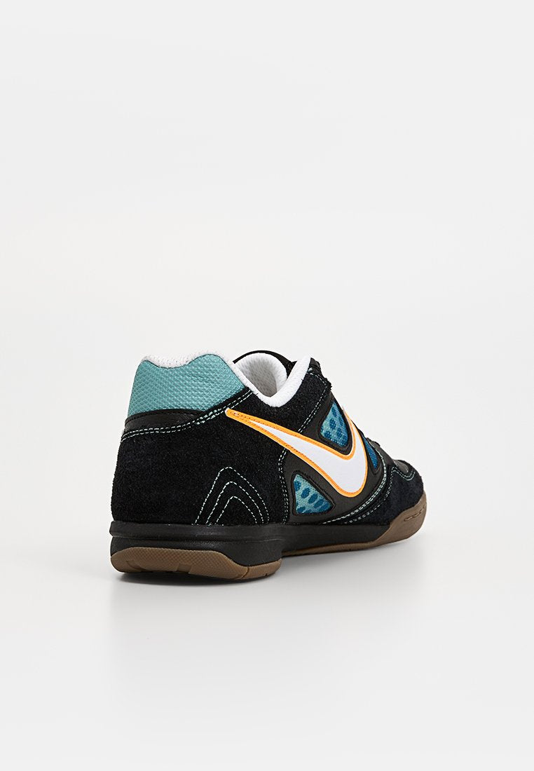Nike Sportswear GATO