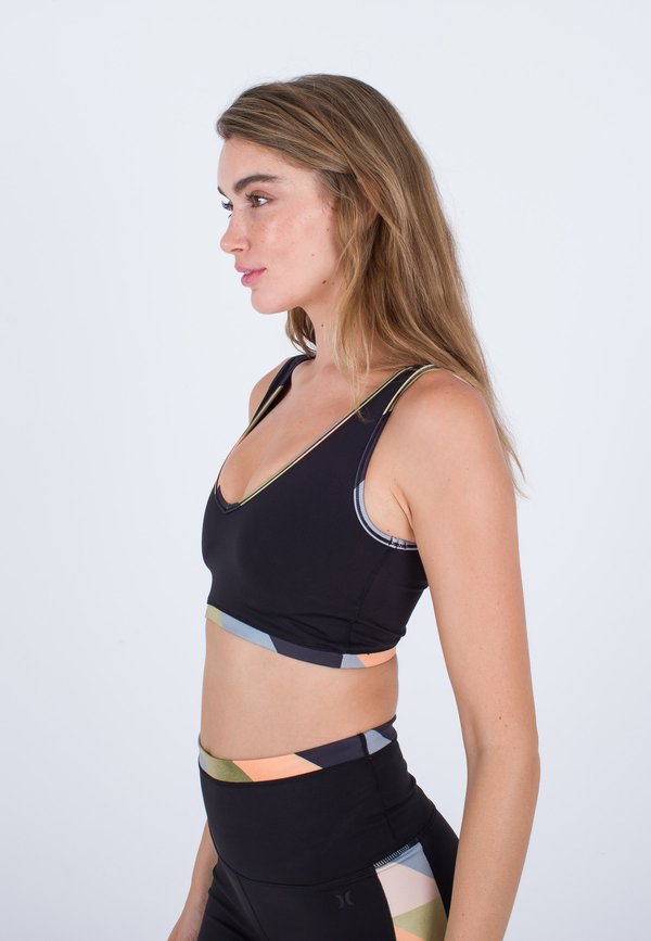 Hurley ACTIVE SLANTED