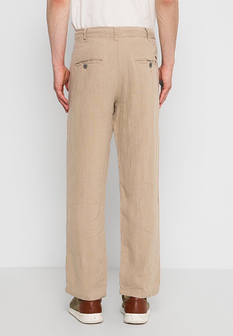 LOIS Jeans