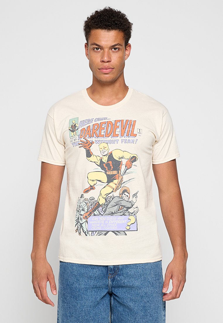 Marvel COMICS YELLOW DAREDEVIL NUMBER 1