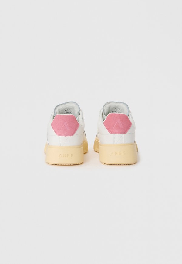ARKK Copenhagen ESSENCE UNISEX