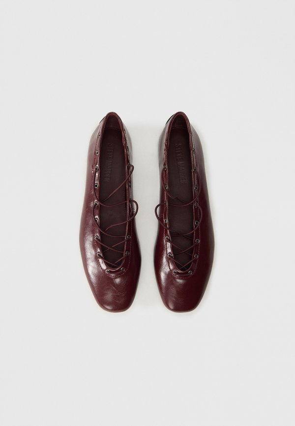 Steve Madden POINTE