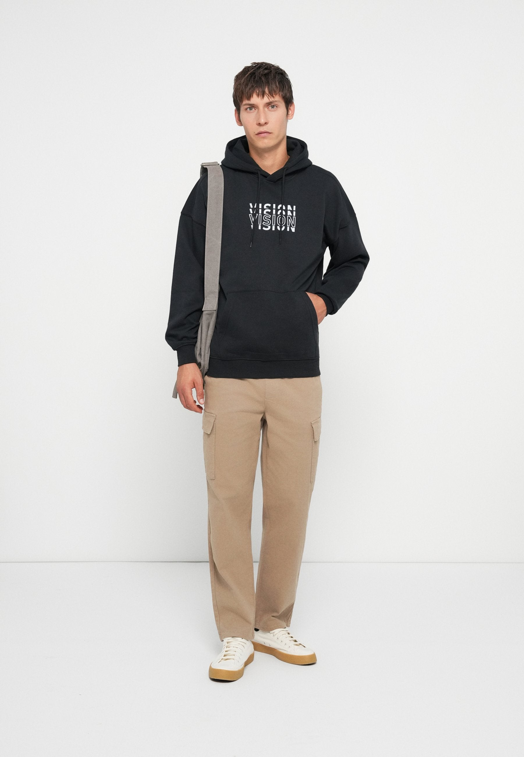 ONSTRAVIS SCOTT HOODIE Media 2