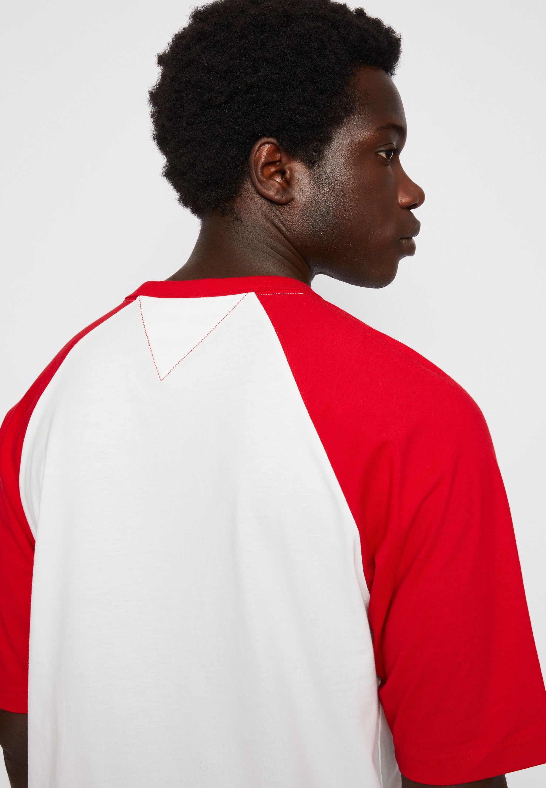 EXCLUSIVE HILFIGER TEAM KIT Media 6