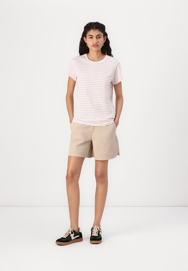 DOCKERS FAVORITE TEE