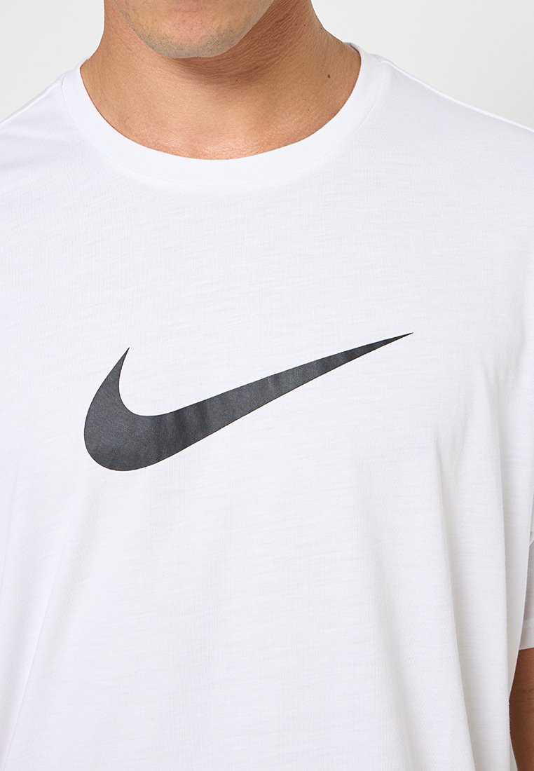 Nike Performance SPECS