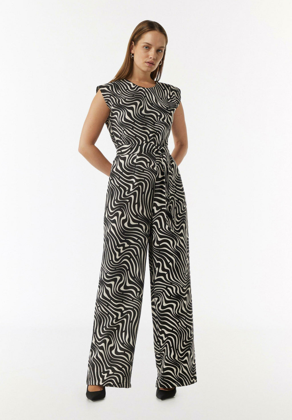 comma Jumpsuit Media 2