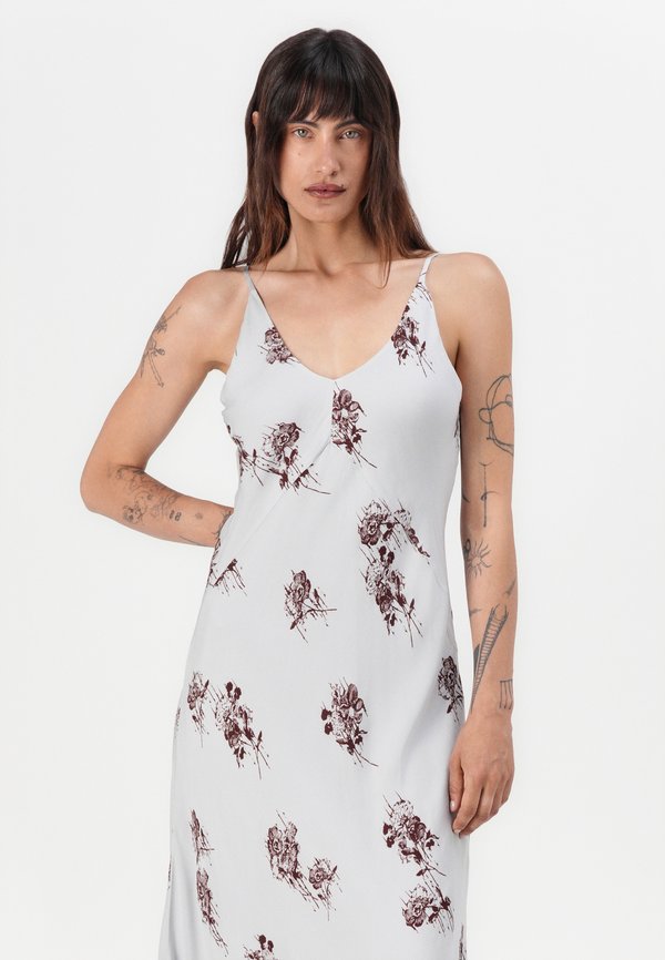 DAY Birger et Mikkelsen PEACH PEARL FALLING FLOWERS