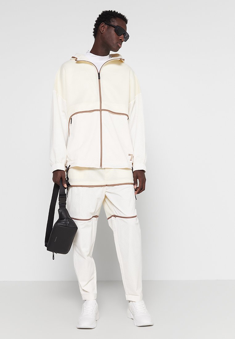 EA7 Emporio Armani