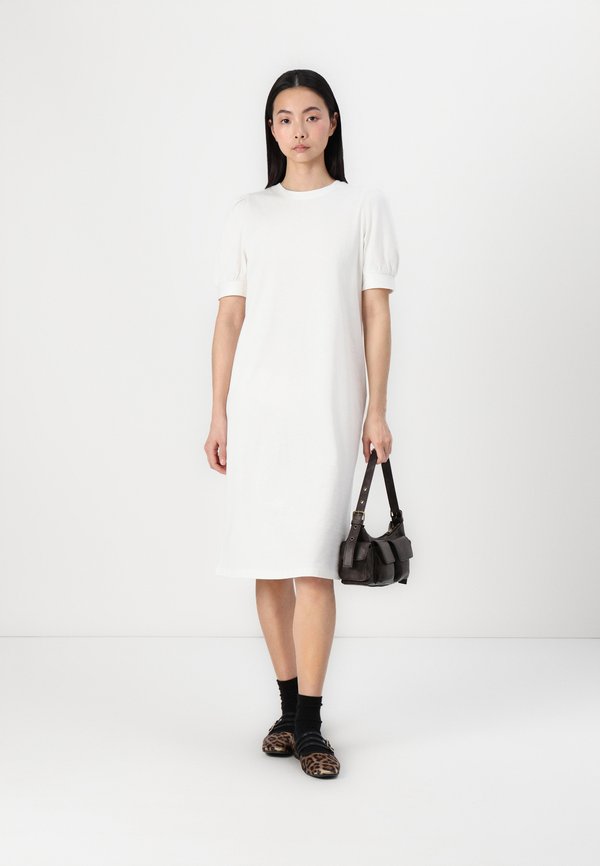 Aware VMKERRY O-NECK VMA