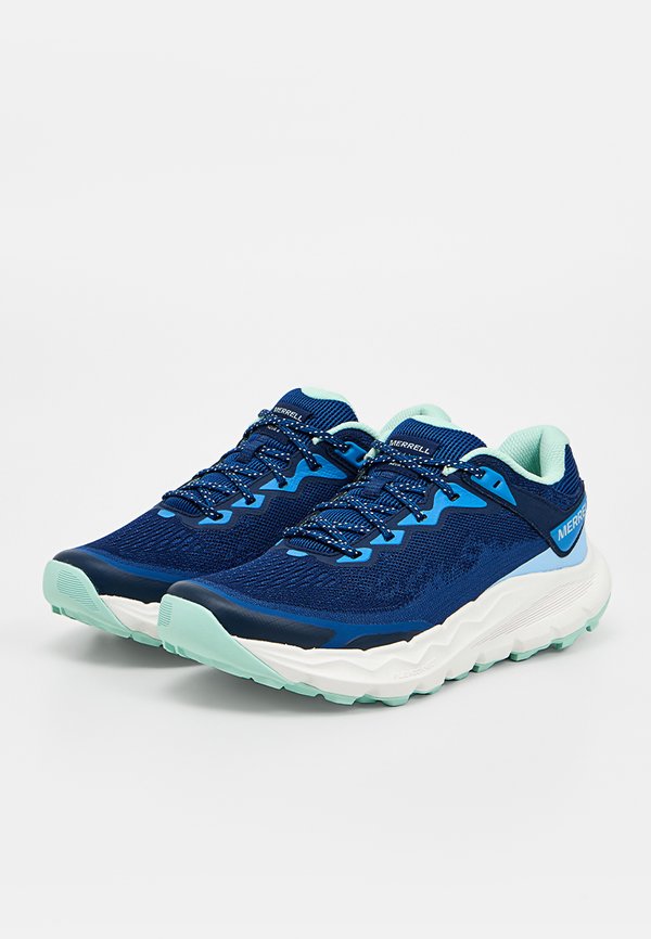 Merrell NOVA 4