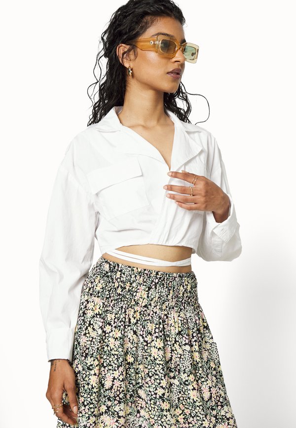 ONLY Petite ONLFREDERIKKE SMOCK SKIRT
