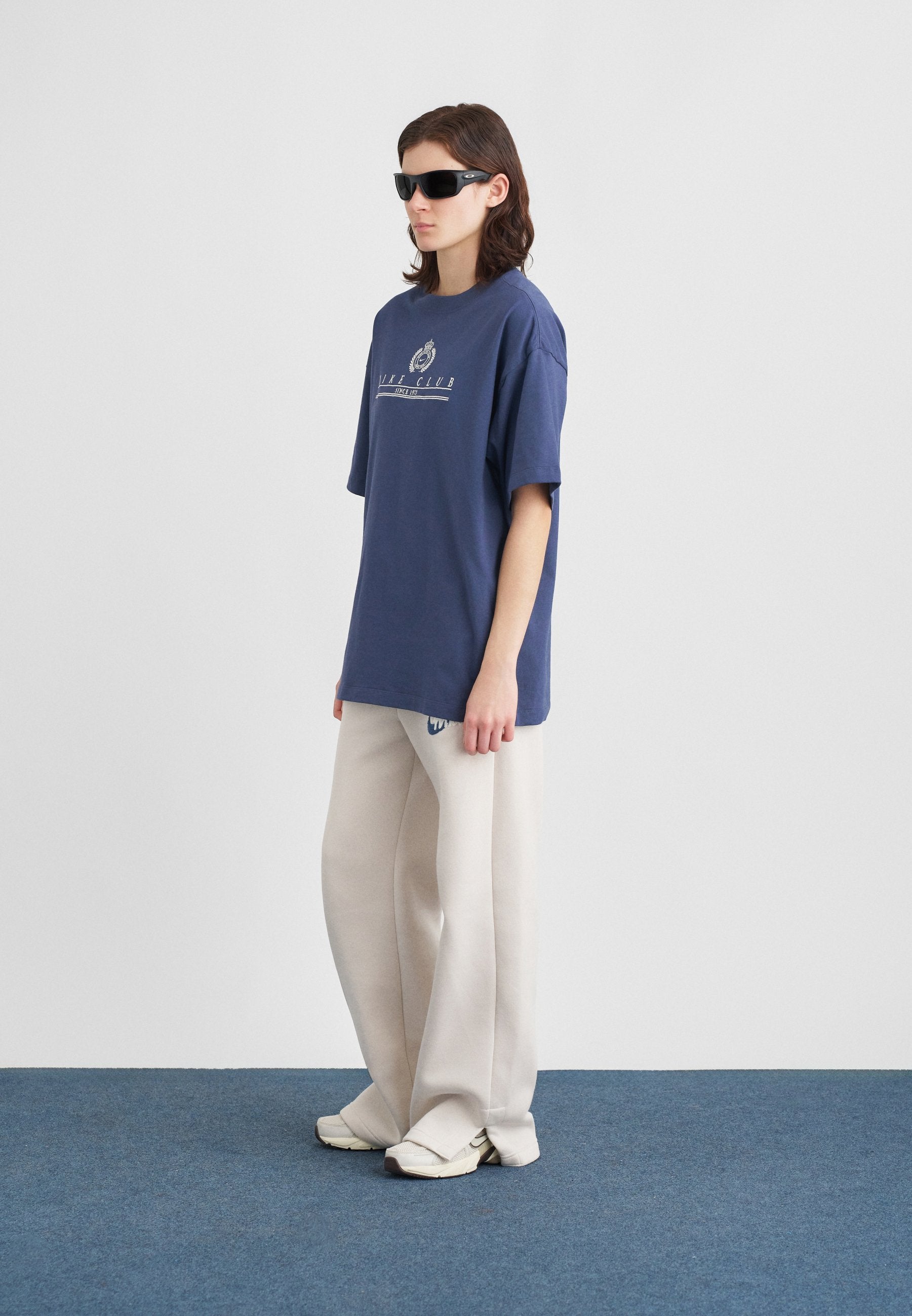 Nike Sportswear CLASSIC TEE