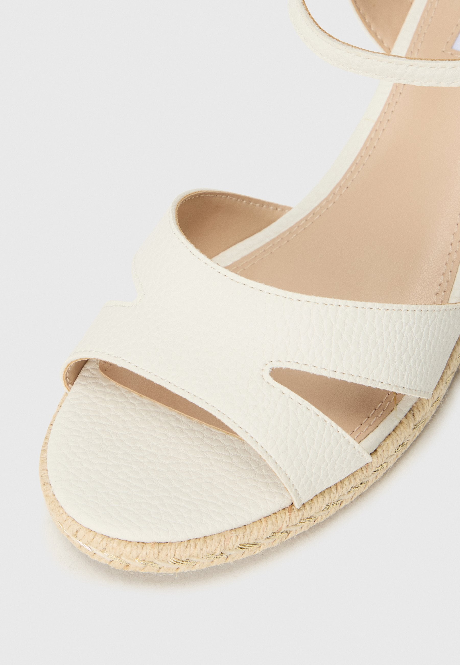 Dune London KINDAL