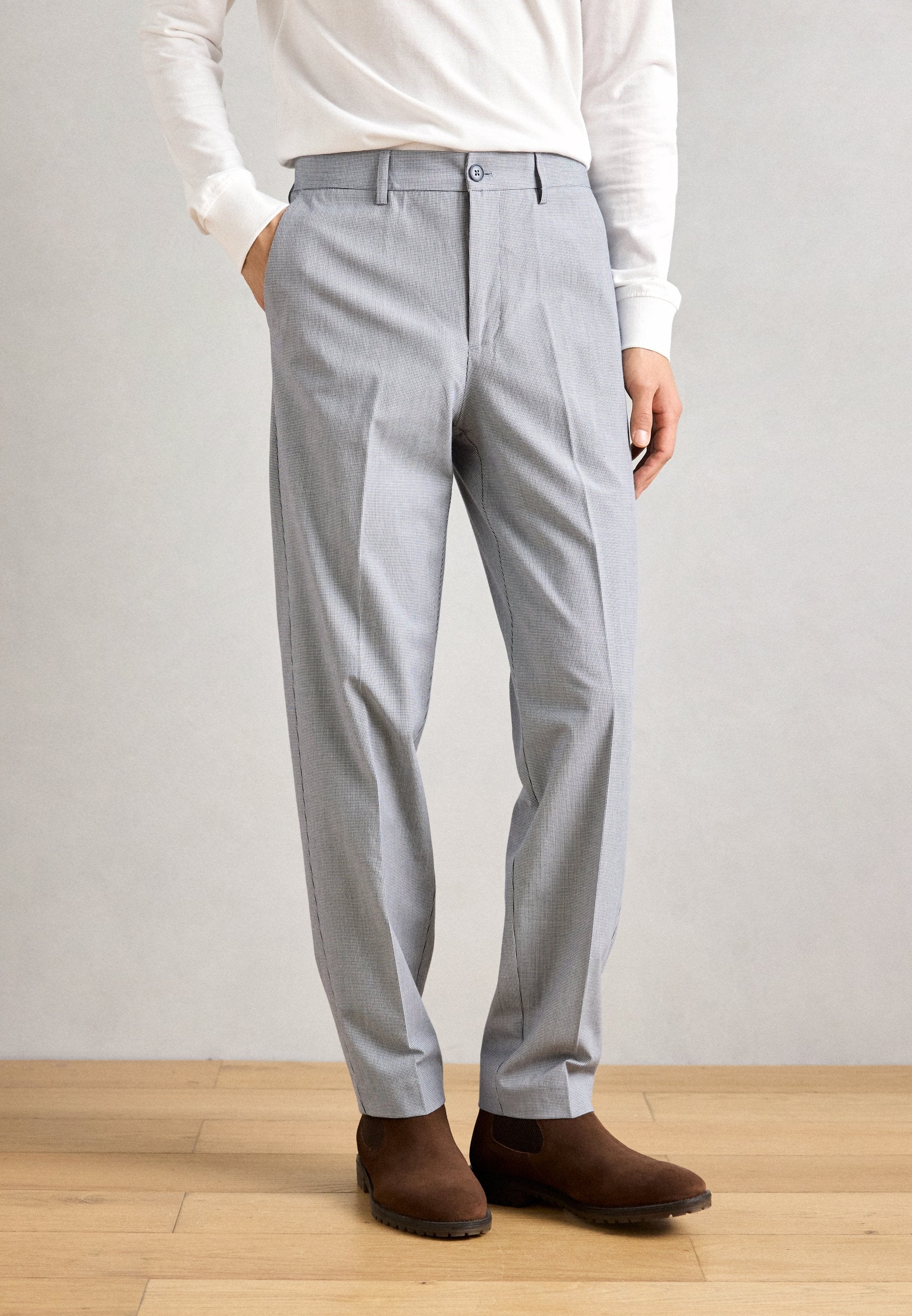 MINI HOUNDSTOOTH FORMAL PANTS Media 3