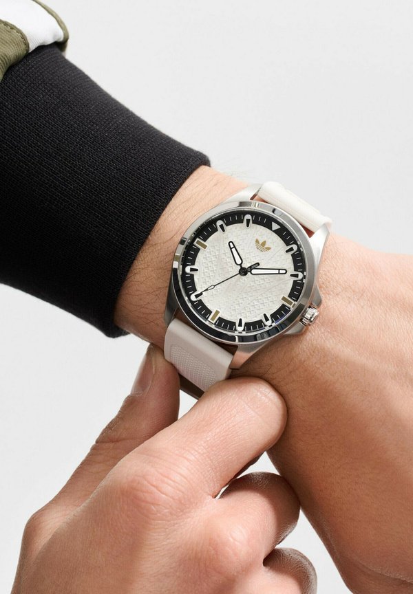 adidas Originals ORIGINALS ICONIC ONE - Watch - white