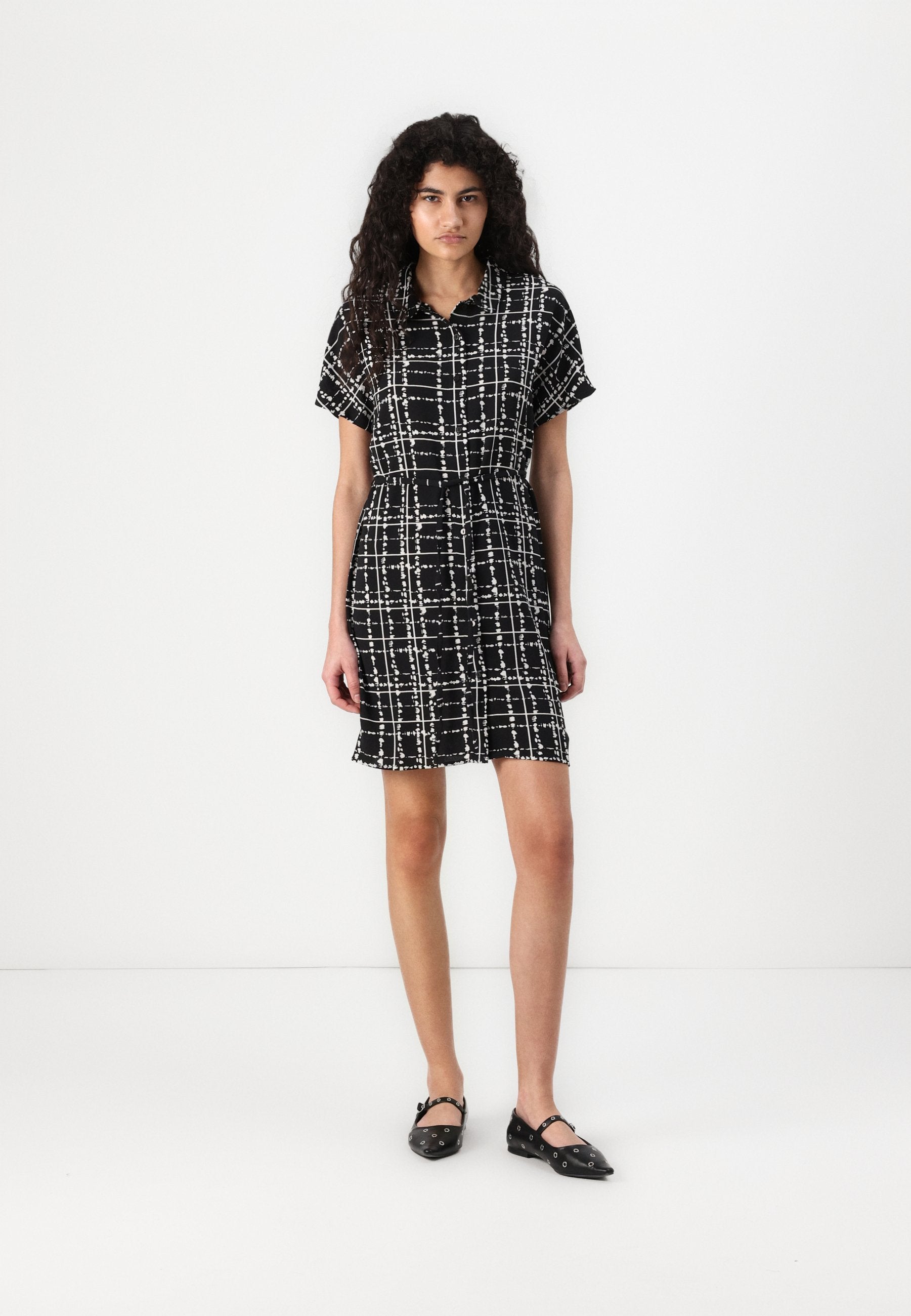 ONLNOVA LIFE SHIRT DRESS Media 3