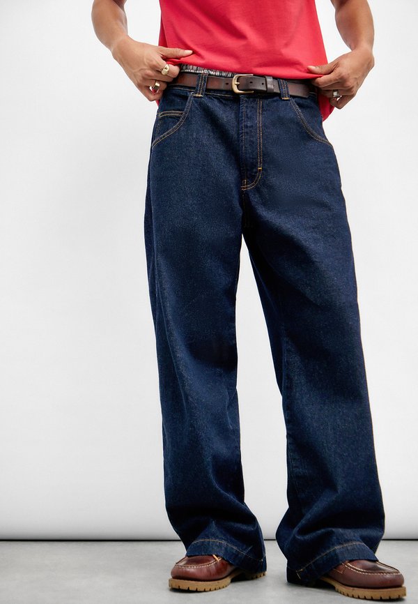 BDG Urban Outfitters SKATE JEANS
