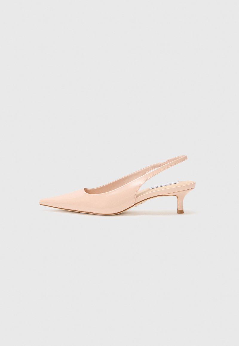 KARI - Steve Madden - View 1