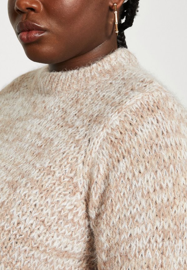 Pieces Curve PCNOMANA O NECK
