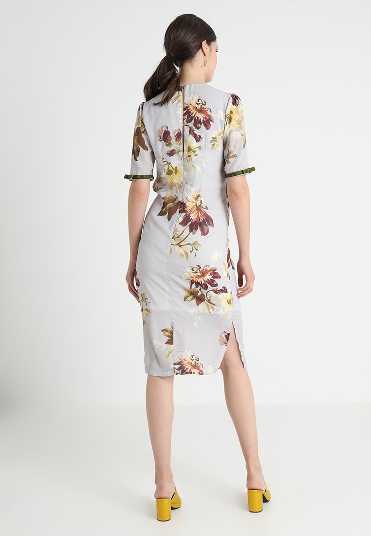 Hope & Ivy Maternity TRIM FLORAL DRESS