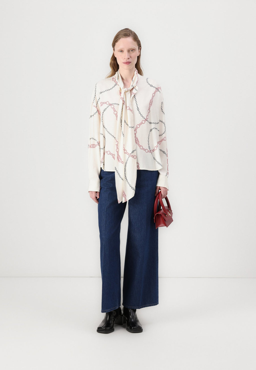 FLUID BOW BLOUSE Media 2