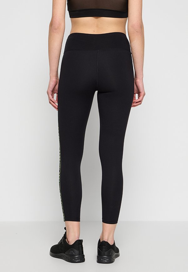 DKNY Sport