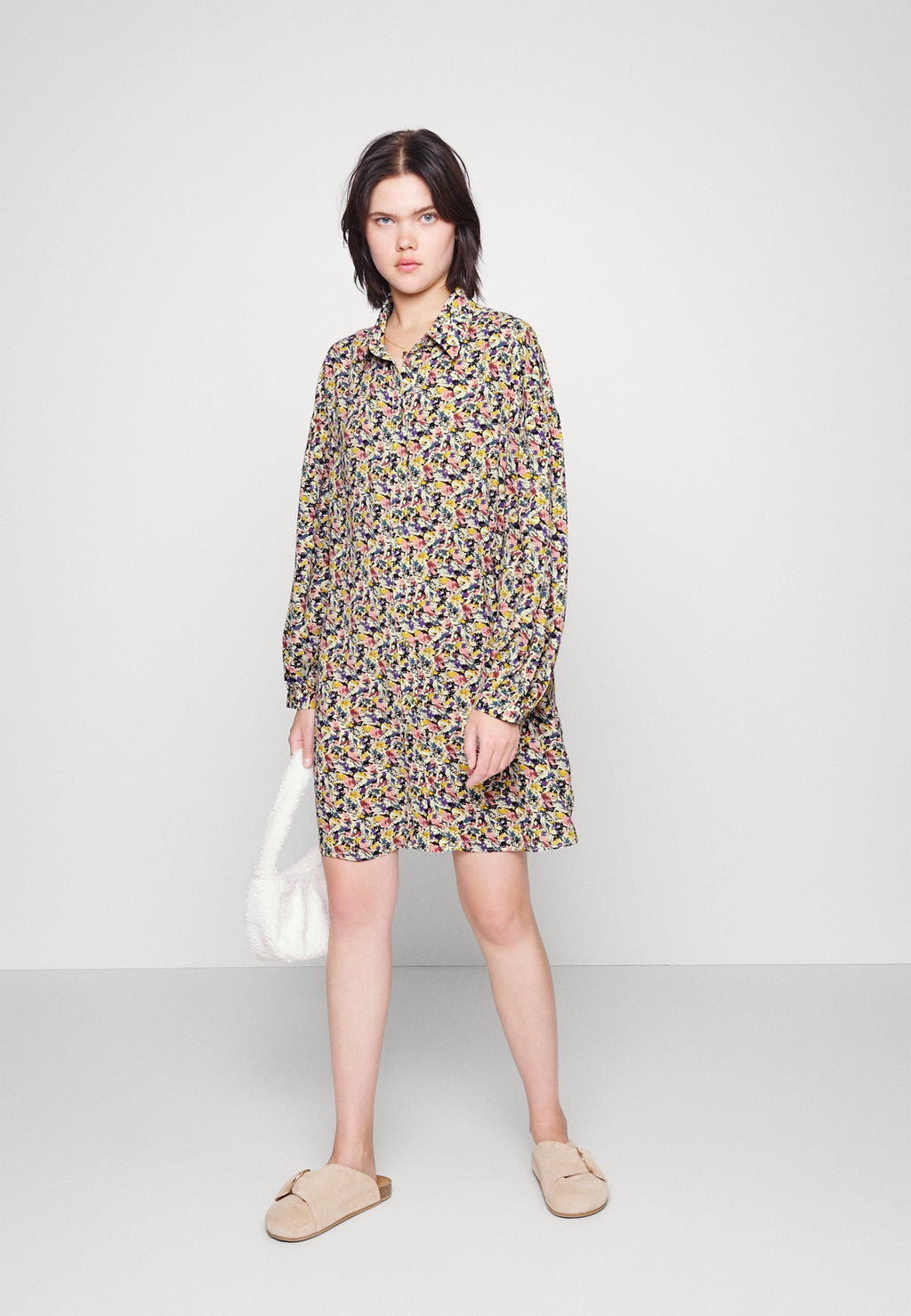 Molly Bracken LADIES DRESS