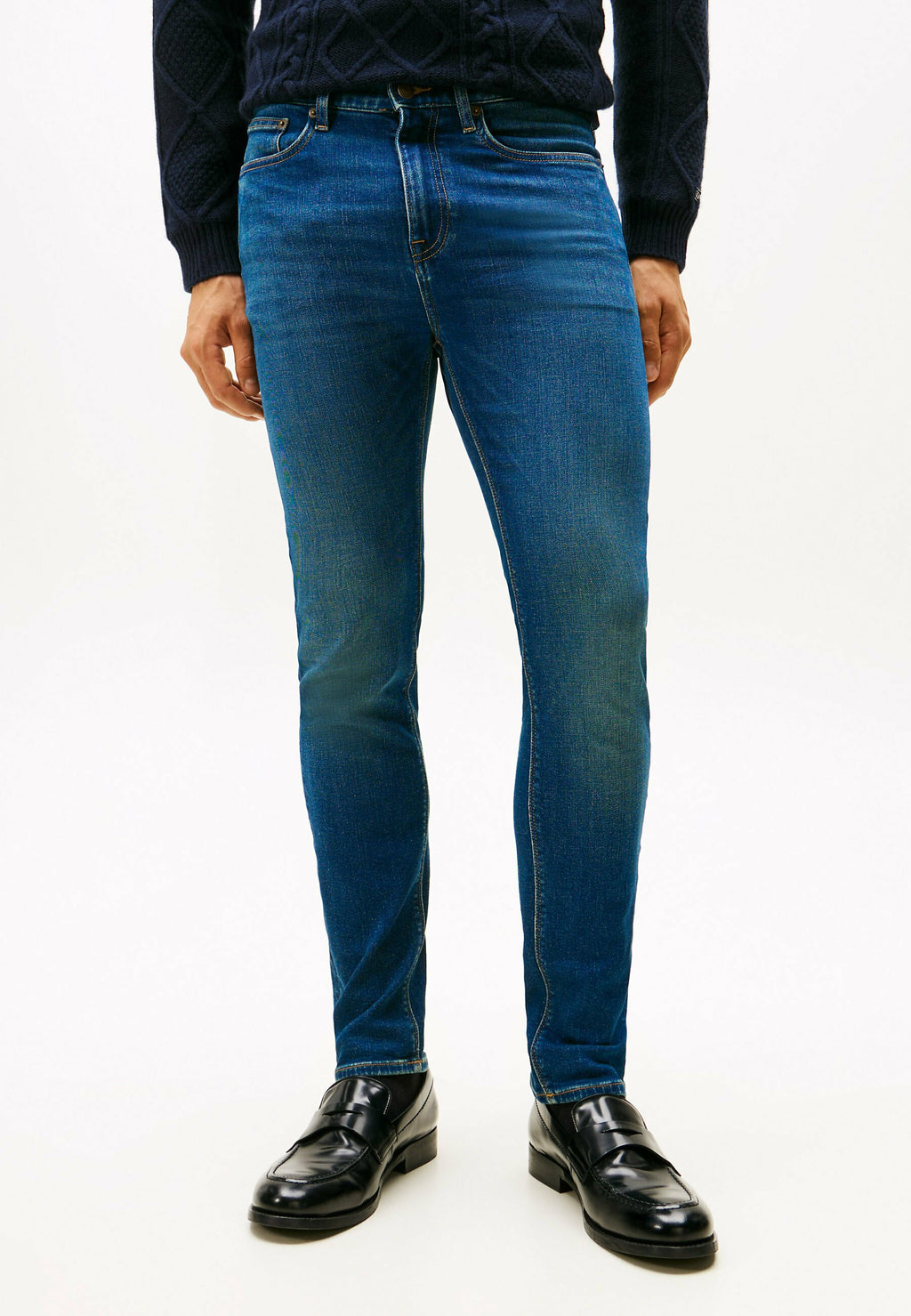 BLEECKER WHISKERED SLIM Media 3