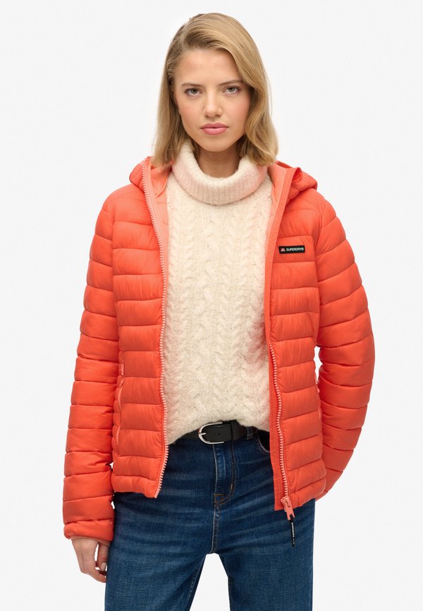 Superdry & Co HOODED FUJI LITE PADDED JACKET.. - Light jacket - hot coral