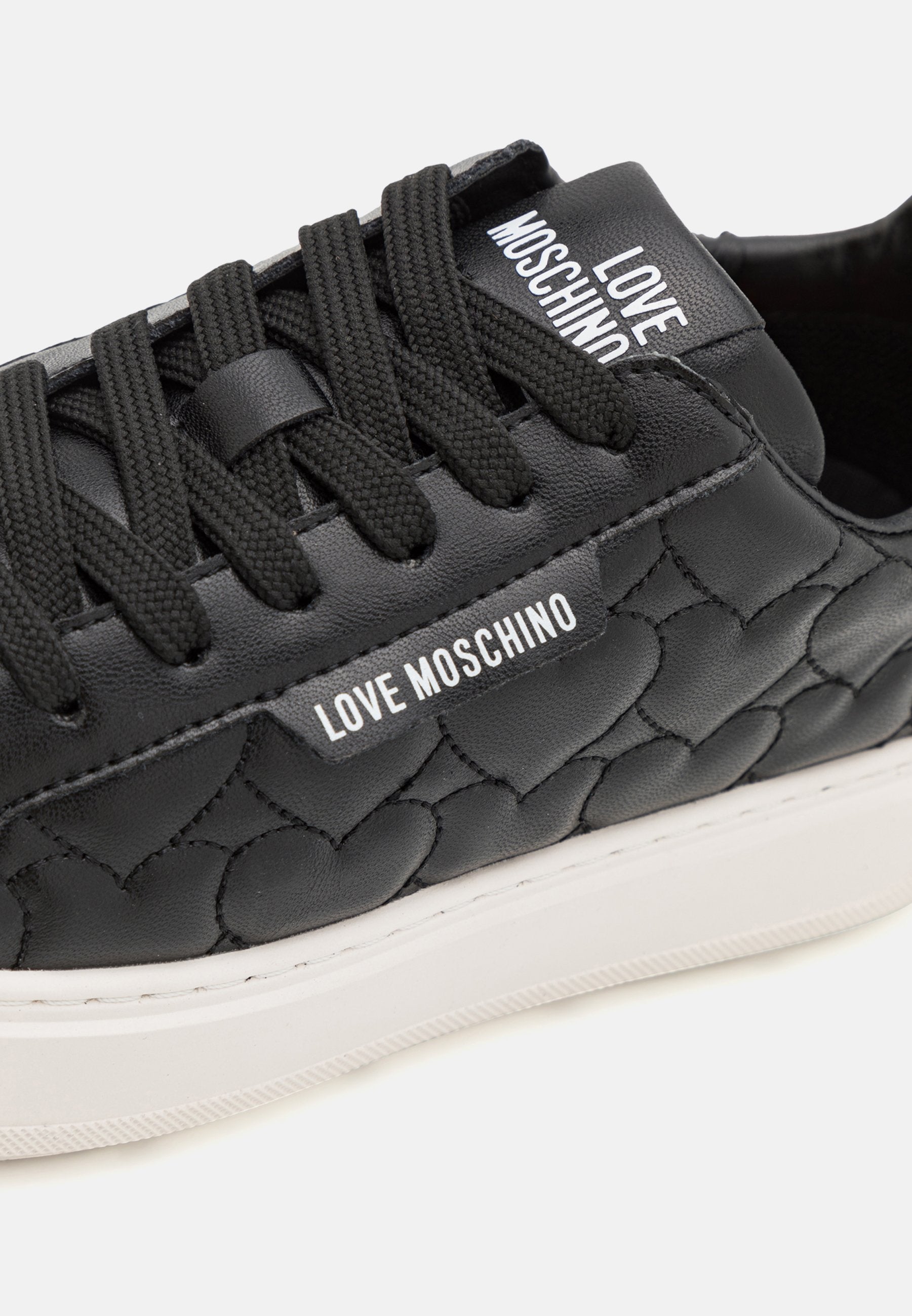 Love Moschino