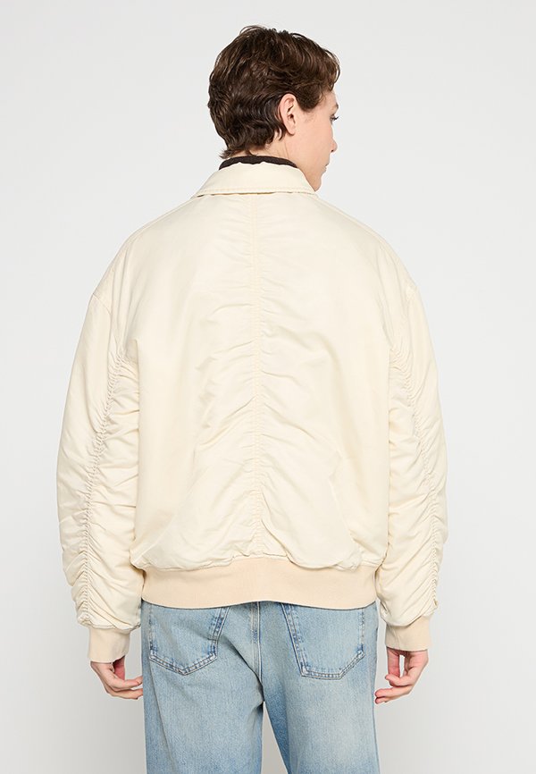 BDG Urban Outfitters