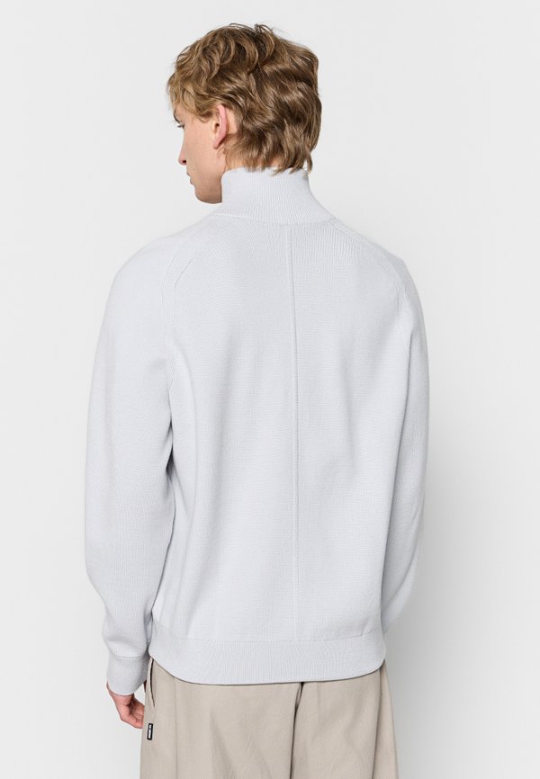 Calvin Klein SNOWY