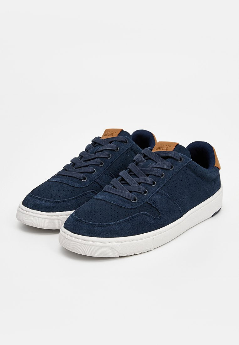 TOMS TRVL LITE COURT