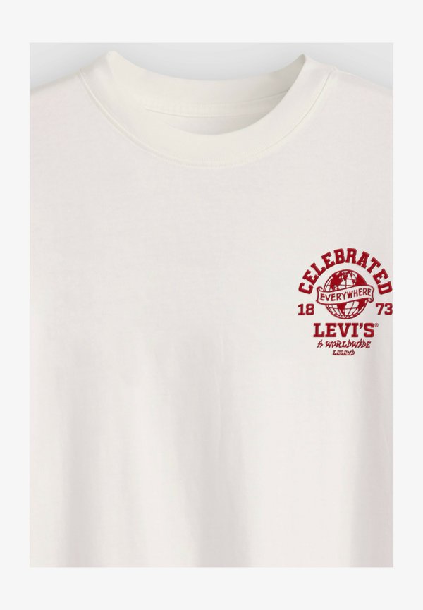 Levi's® VINTAGE FIT TEE - Print T-shirt - lse batwing badge ca - tans
