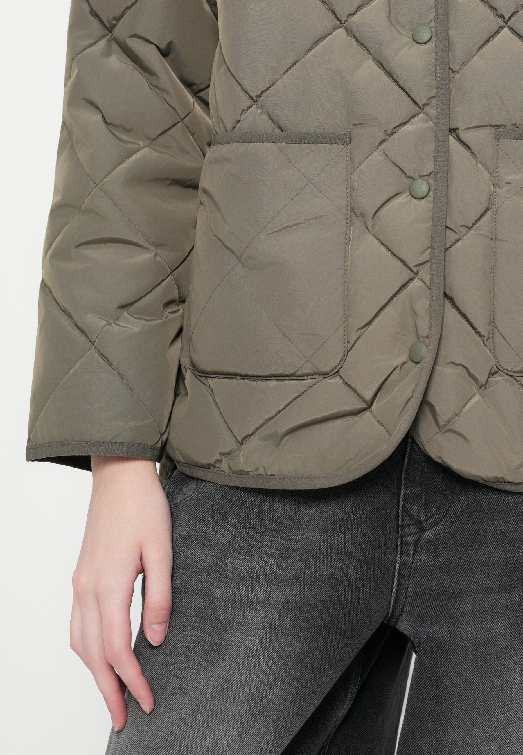 Quilted ONLALTHEA Quilted Media 6