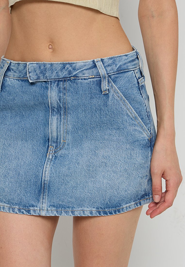 Calvin Klein Jeans