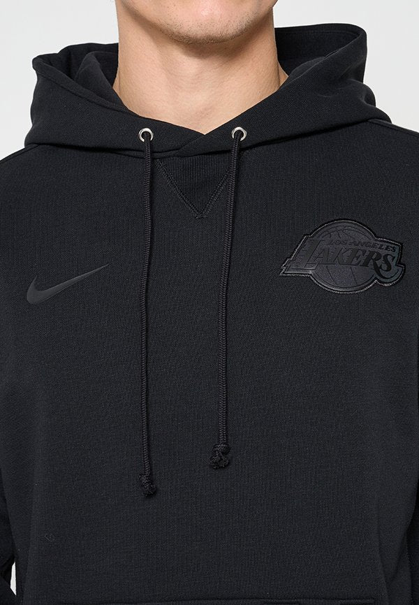 Nike Performance
